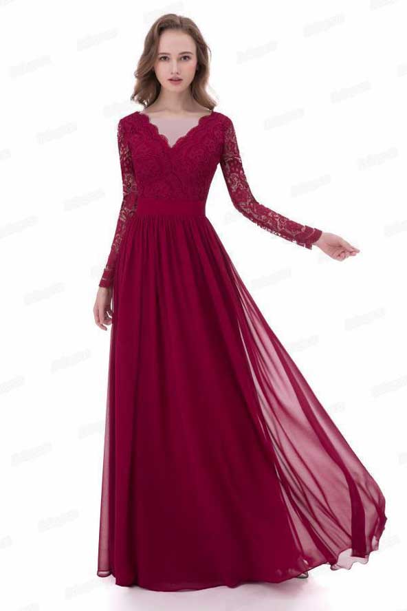 مدل لباس مجلسی استین دار بلند حریر با گیپور ۱۴۰۱