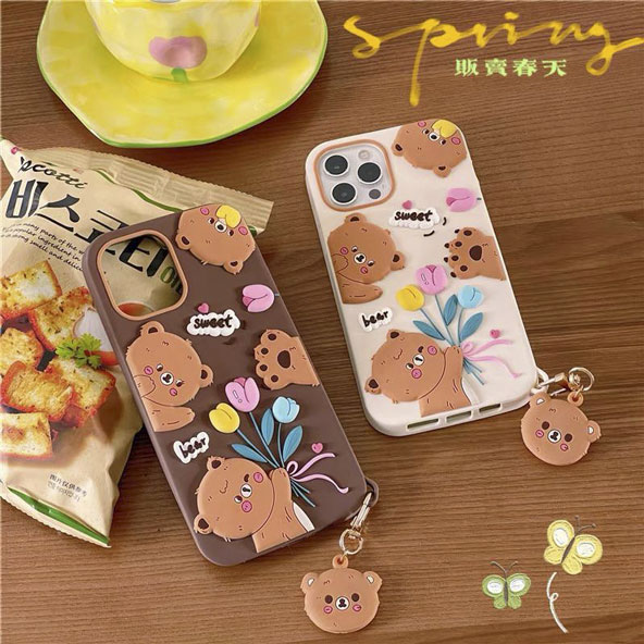 کیس گوشی مدل خرس دسته گل با محافظت دور تا دور و رنگهای کرم و قهوه ای برای آیفونی ها