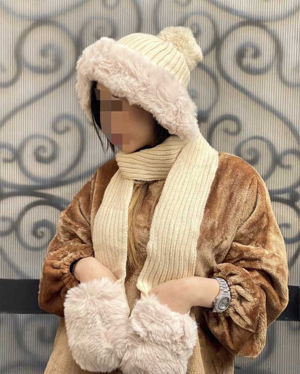 ست اسپرت کلاه و شال و دستکش پشمی برای سرمای زمستان