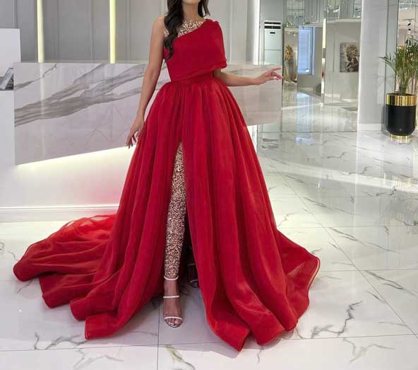 لباس مجلسی زنانه قرمز رنگ بلند با طراحی جدید و شیک